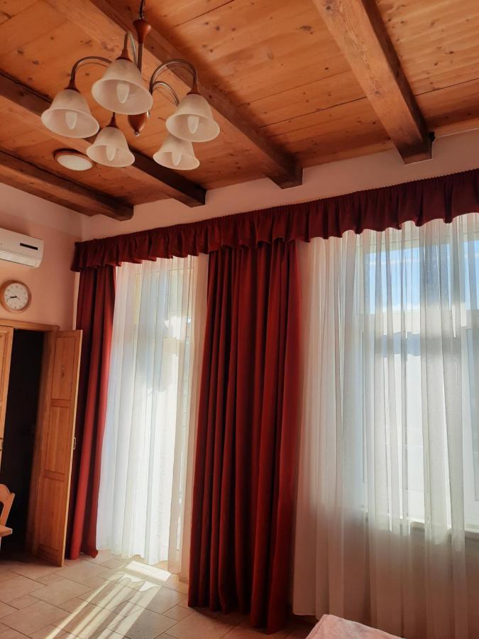Appartment Centrum Карлови Вари Екстериор снимка