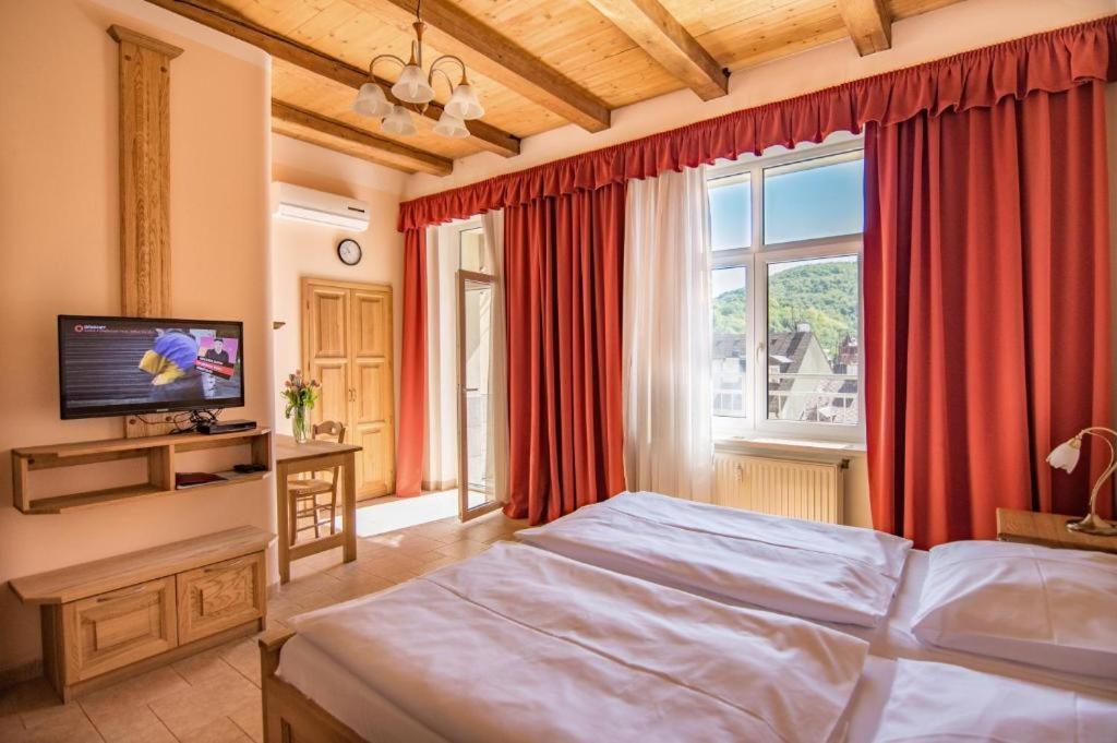 Appartment Centrum Карлови Вари Екстериор снимка